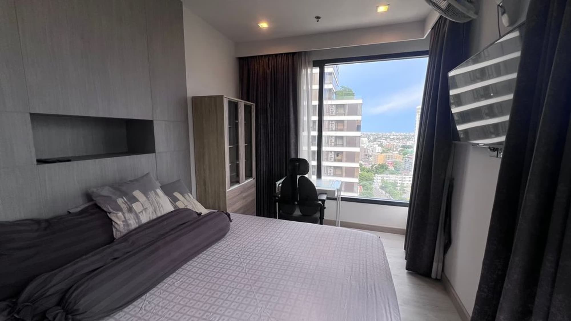 2 Bed Condo for Rent and Sale  Near Ekkamai BTS - Image 6