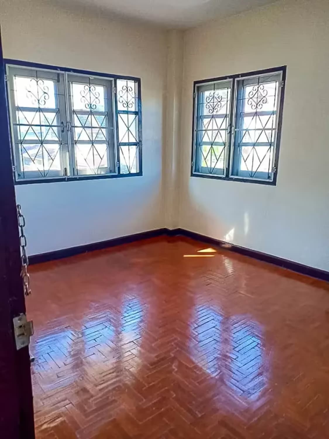 Studio for Sale/Rent in  - Image 5