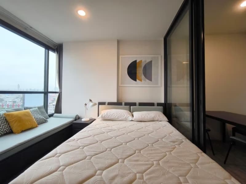 1 Bed Condo for Rent in Huai Khwang