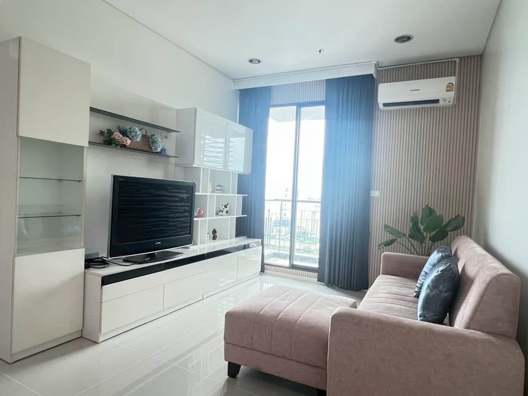 1 ห้องนอน คอนโด สำหรับ ขาย ใน Ratchathewi - Image 2