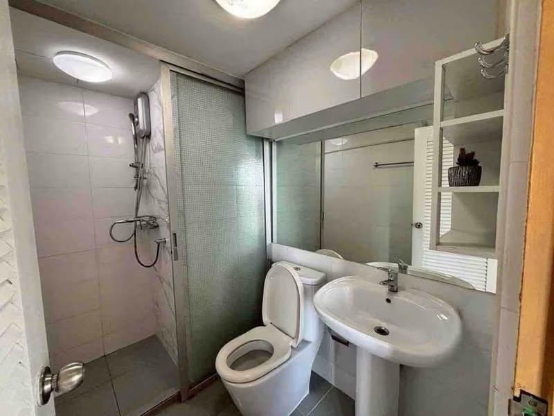 3 Bed Condo for Rent in Bang Rak