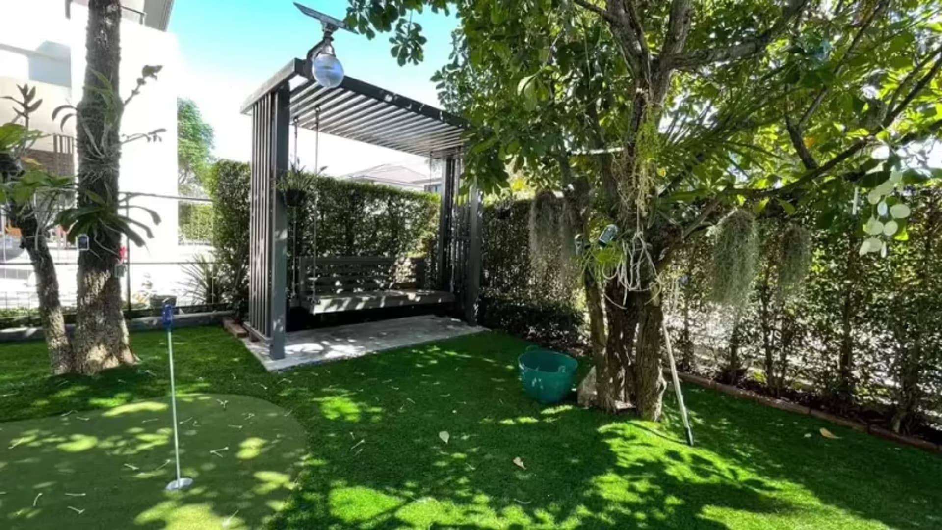 4 Bedroom House - Image 10