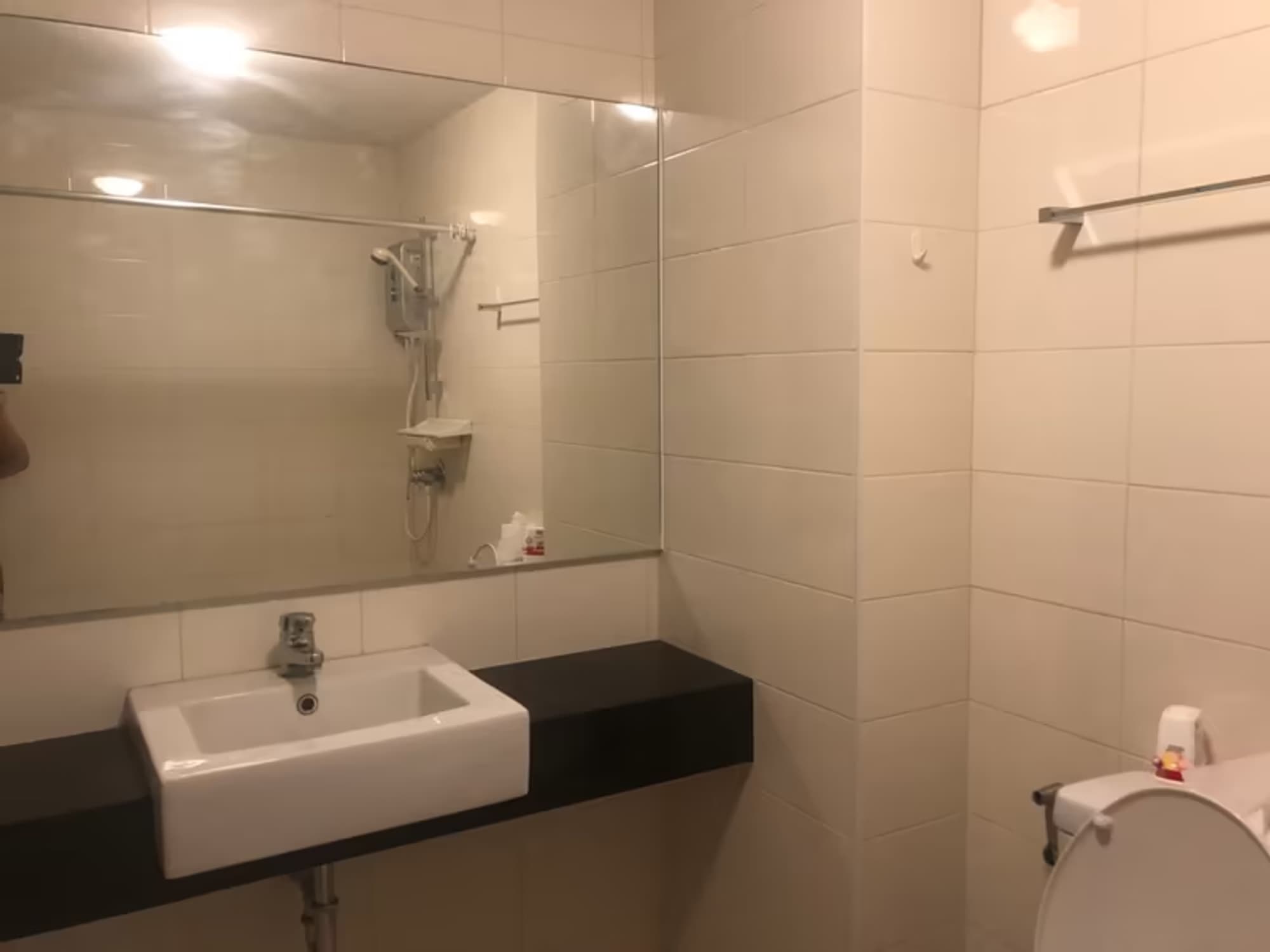 1 Bedroom Condo - Image 3
