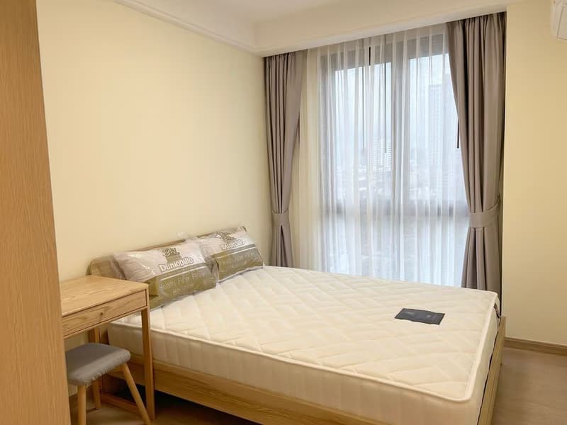 Condo for Rent at Regal Sathon-Naradhiwas