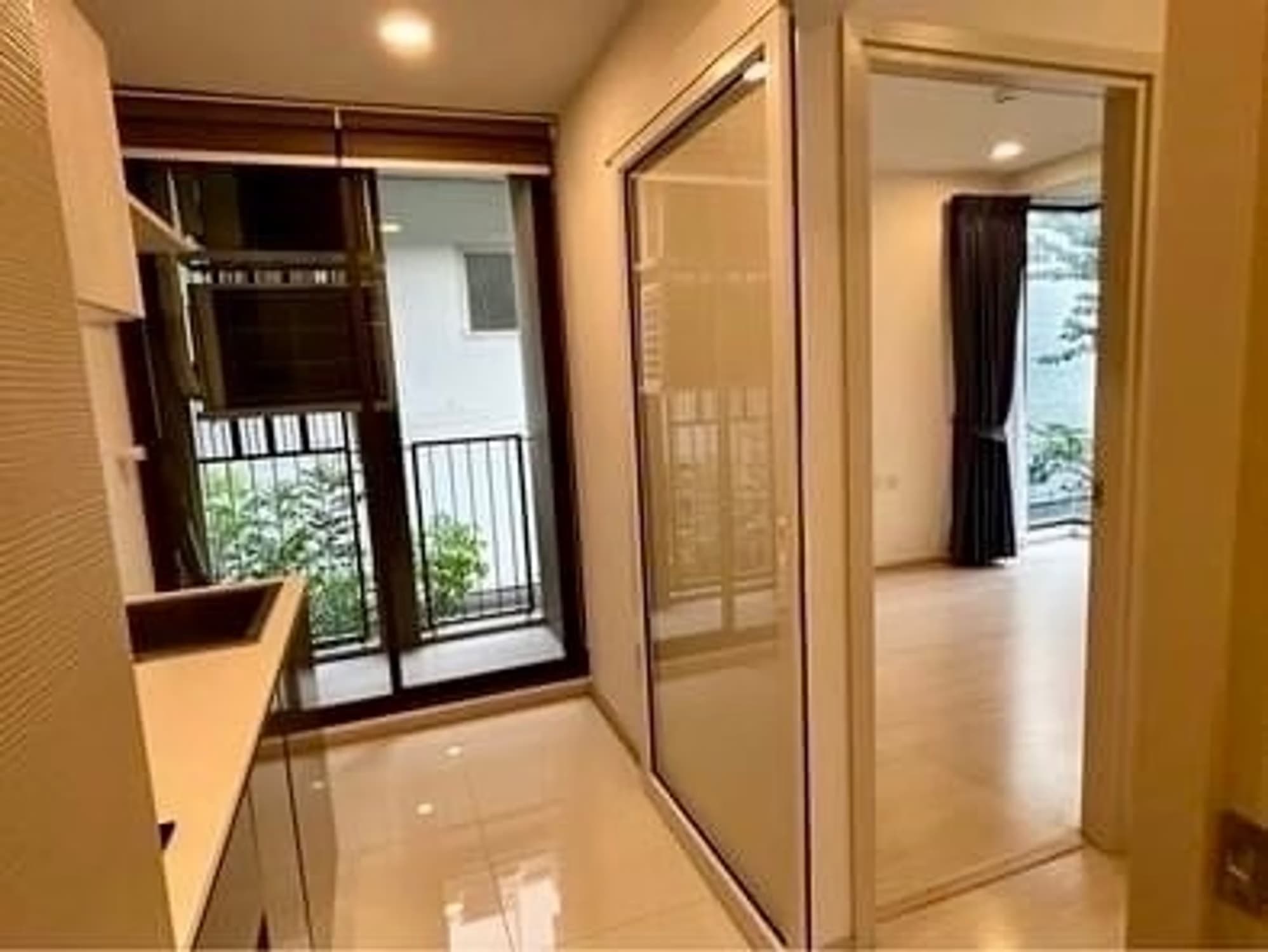1 Bed Condo for Sale in Phra Khanong - Image 10
