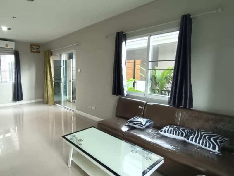 3 Bed House for Rent in San Sai