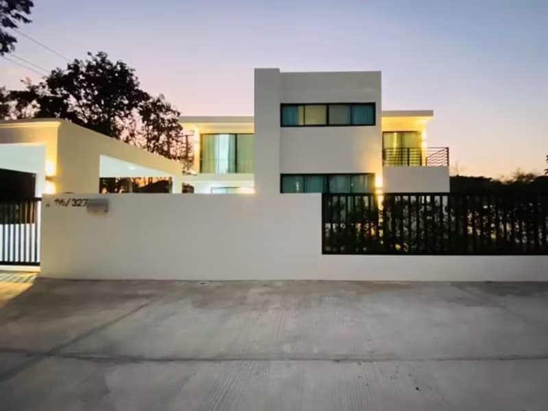 4 Bedroom House