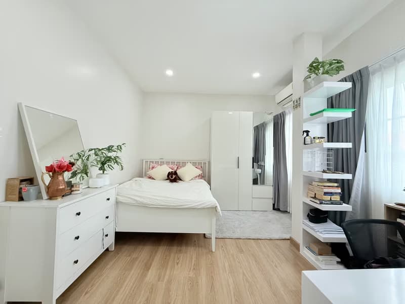 5 Bed House for Rent and Sale in Hang Dong