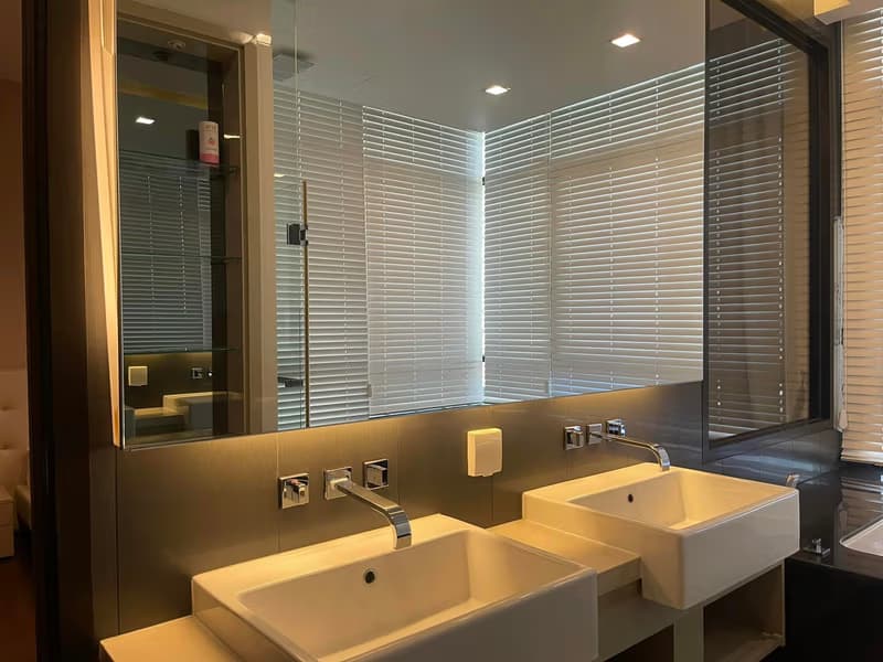 2 Bed Condo for Sale  Near Thailand Cultural Centre MRT