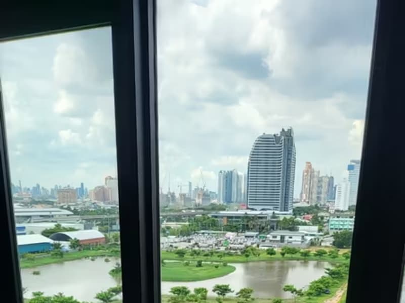 1 Bedroom Condo