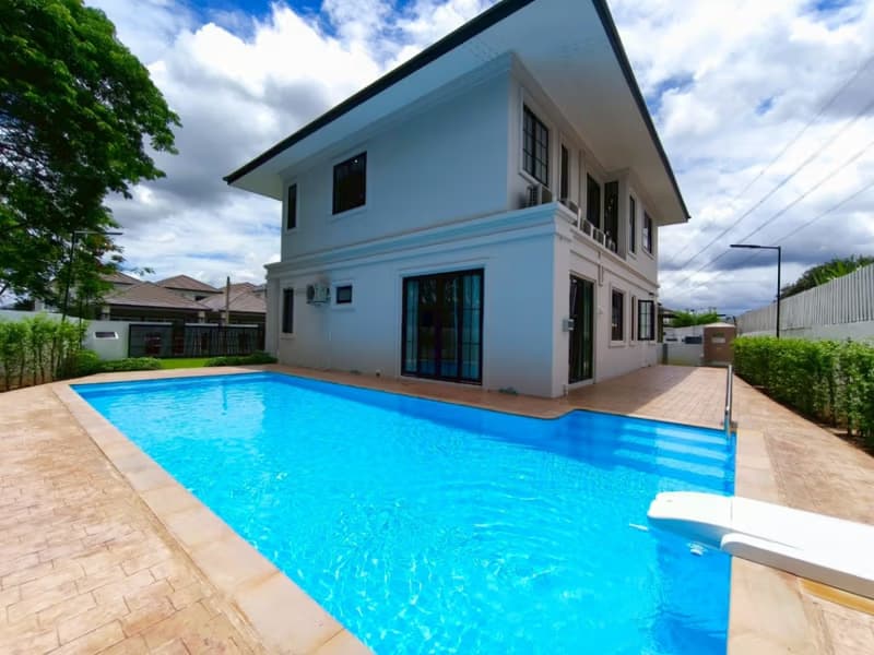 5 Bed House for Sale in San Sai
