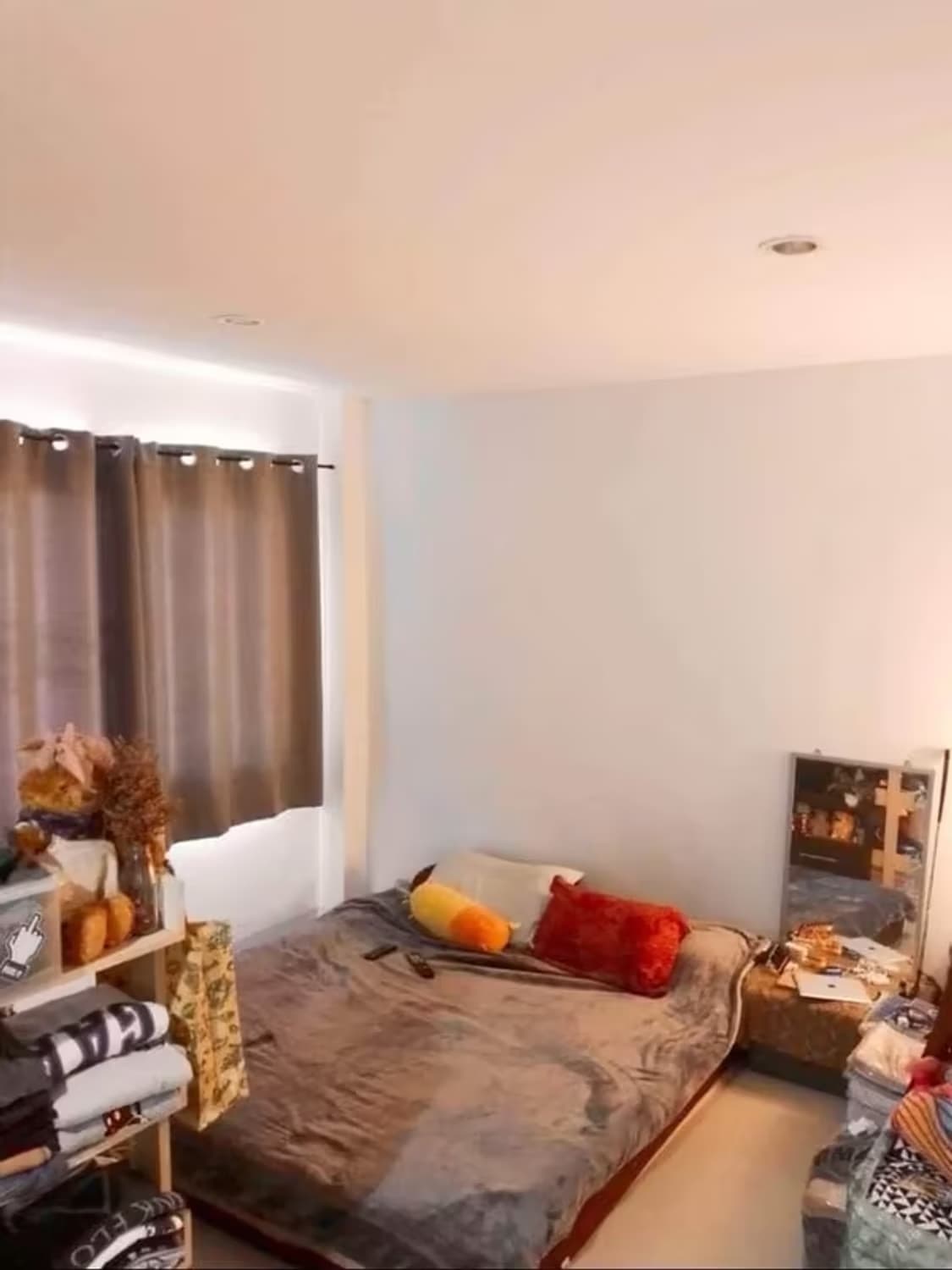 2 Bedroom House - Image 2