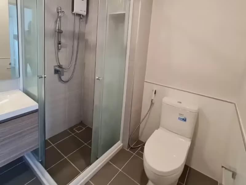 1 Bedroom Condo