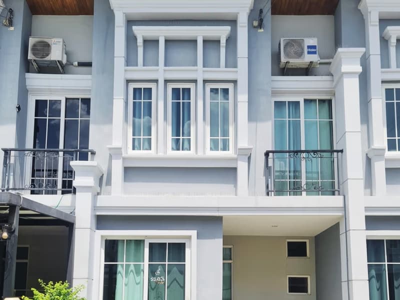 3 Bed Townhouse for Sale in Prawet