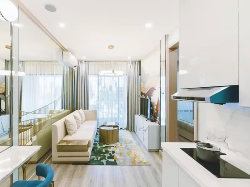 1 Bedroom Condo