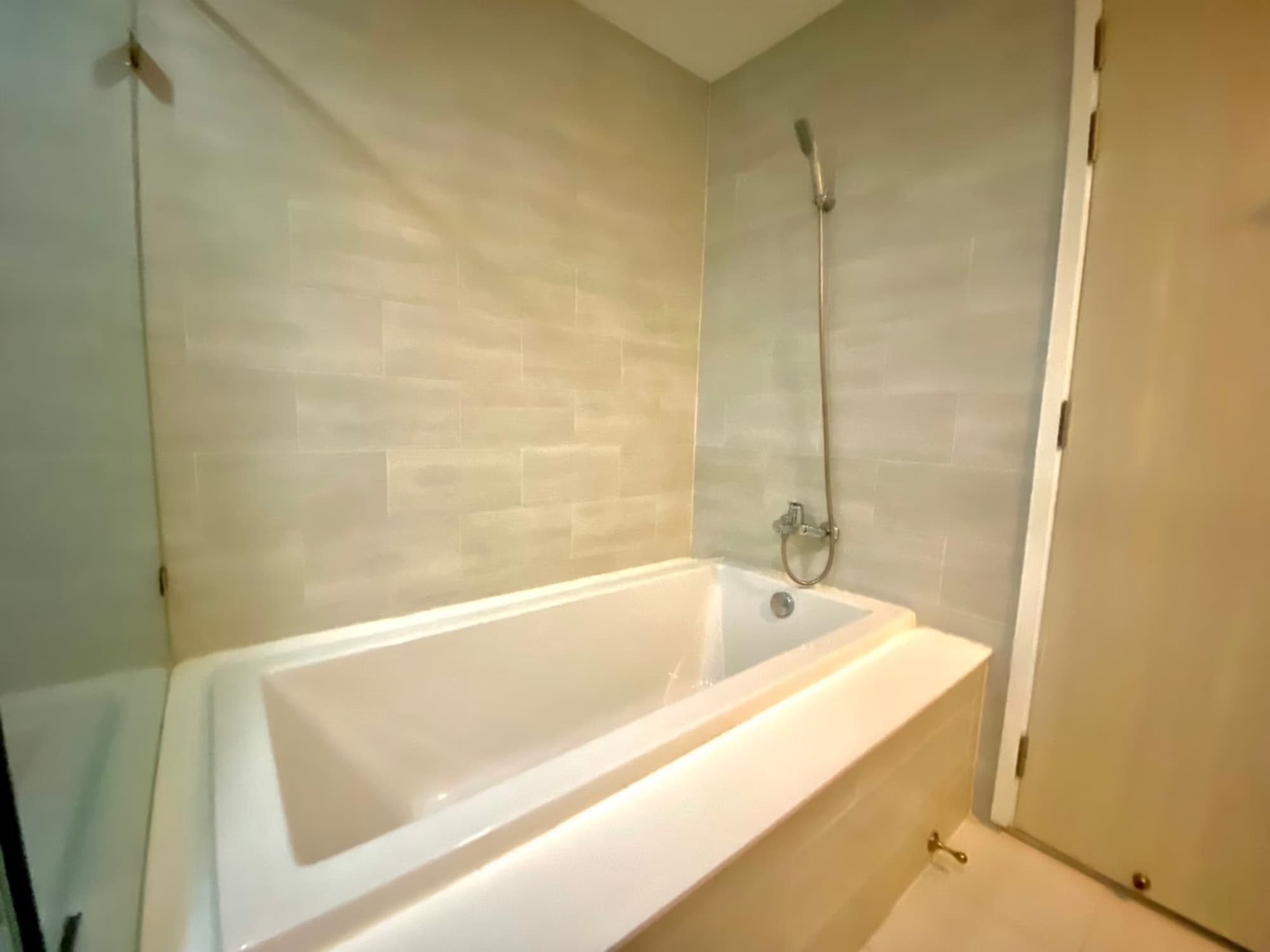 1 Bed Condo for Rent in Mueang Chiang Mai - Image 11