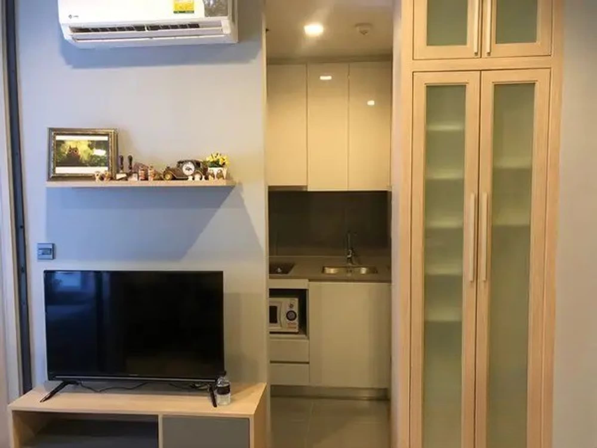1 卧室 公寓 用于 出租和出售 在 Watthana - Image 2