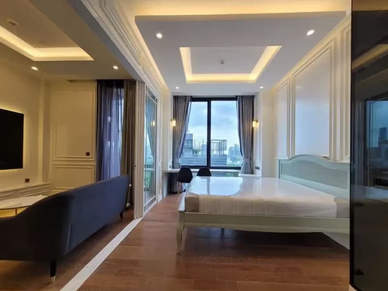 1 Bedroom Condo