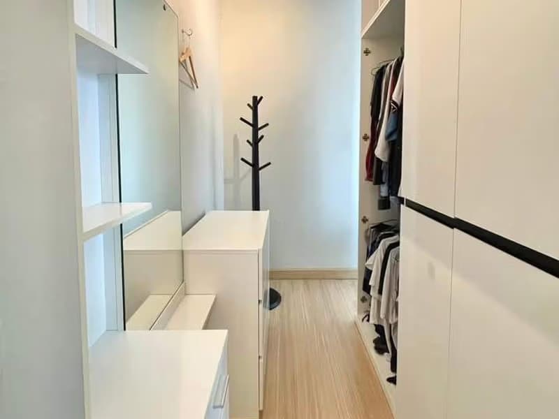 3 Bed Townhouse for Rent in Saraphi