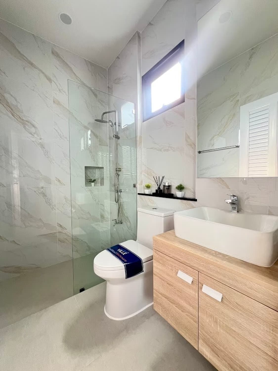 4 Bed House for Sale in Hang Dong - Image 9