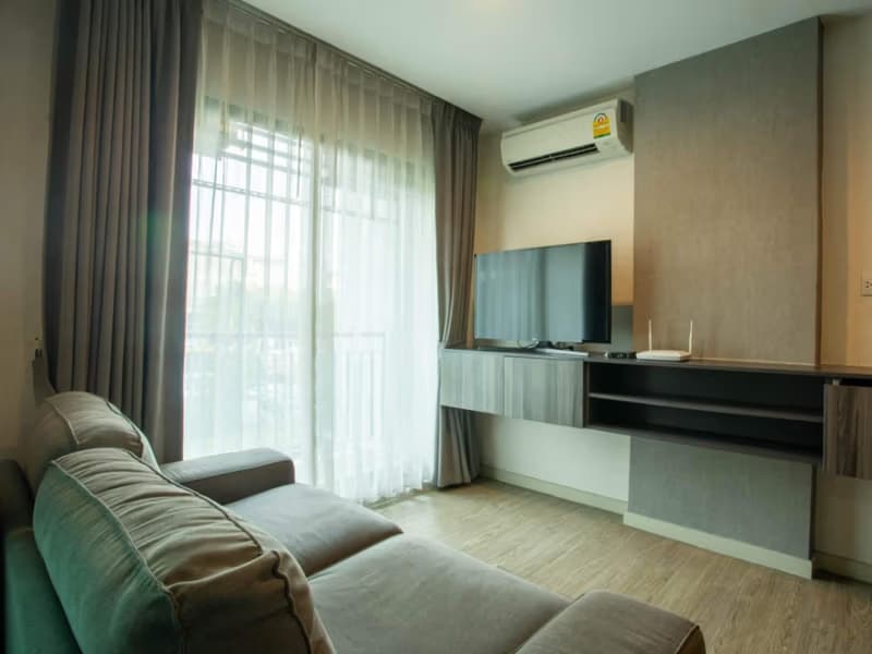 1 Bedroom Condo