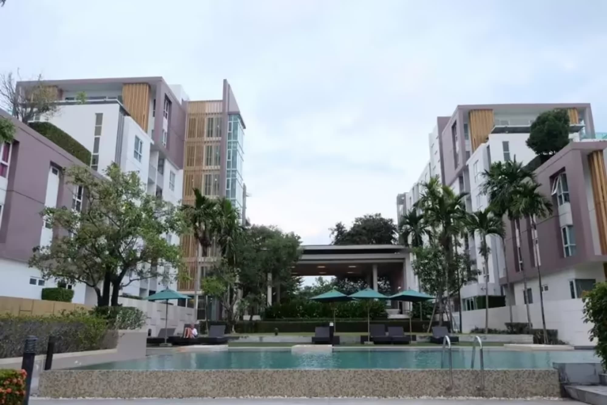 1 Bedroom Condo - Image 3