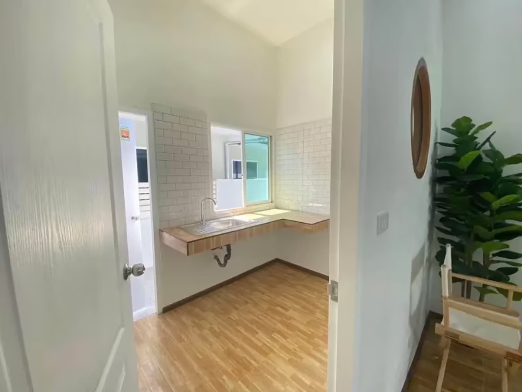 2 Bedroom House - Image 3