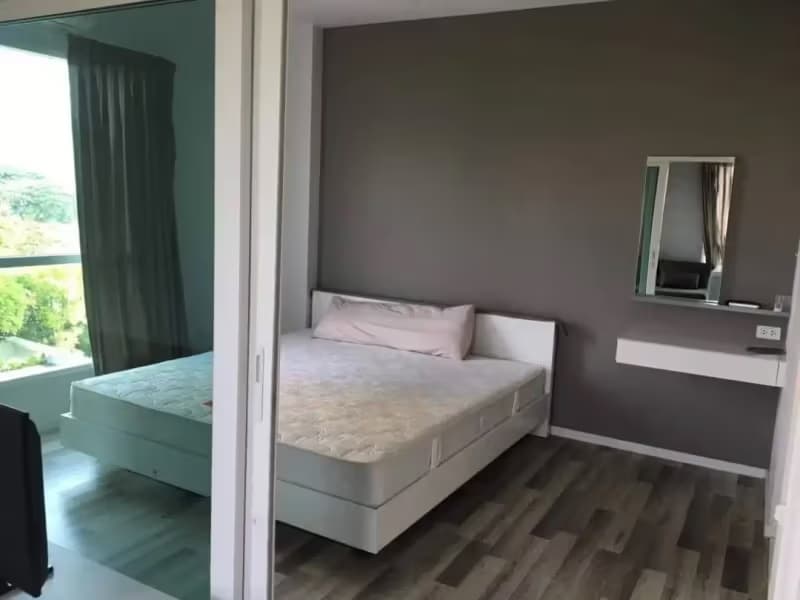 1 Bedroom Condo