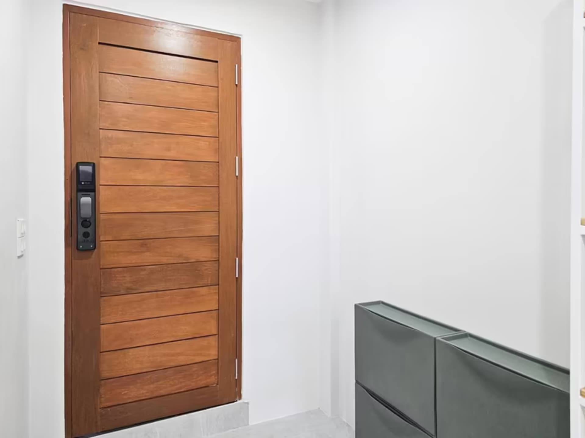 2 Bedroom House - Image 4