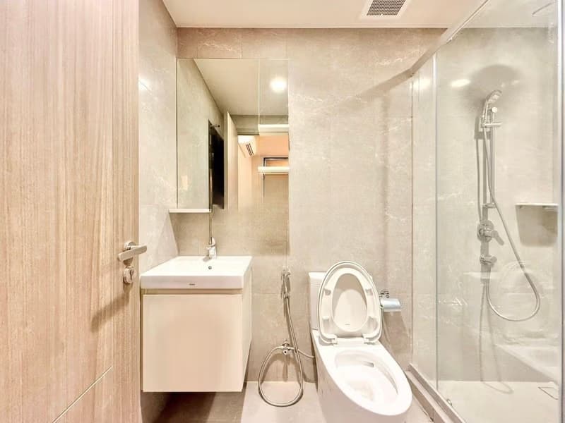 3 Bed Condo for Sale in Sathon