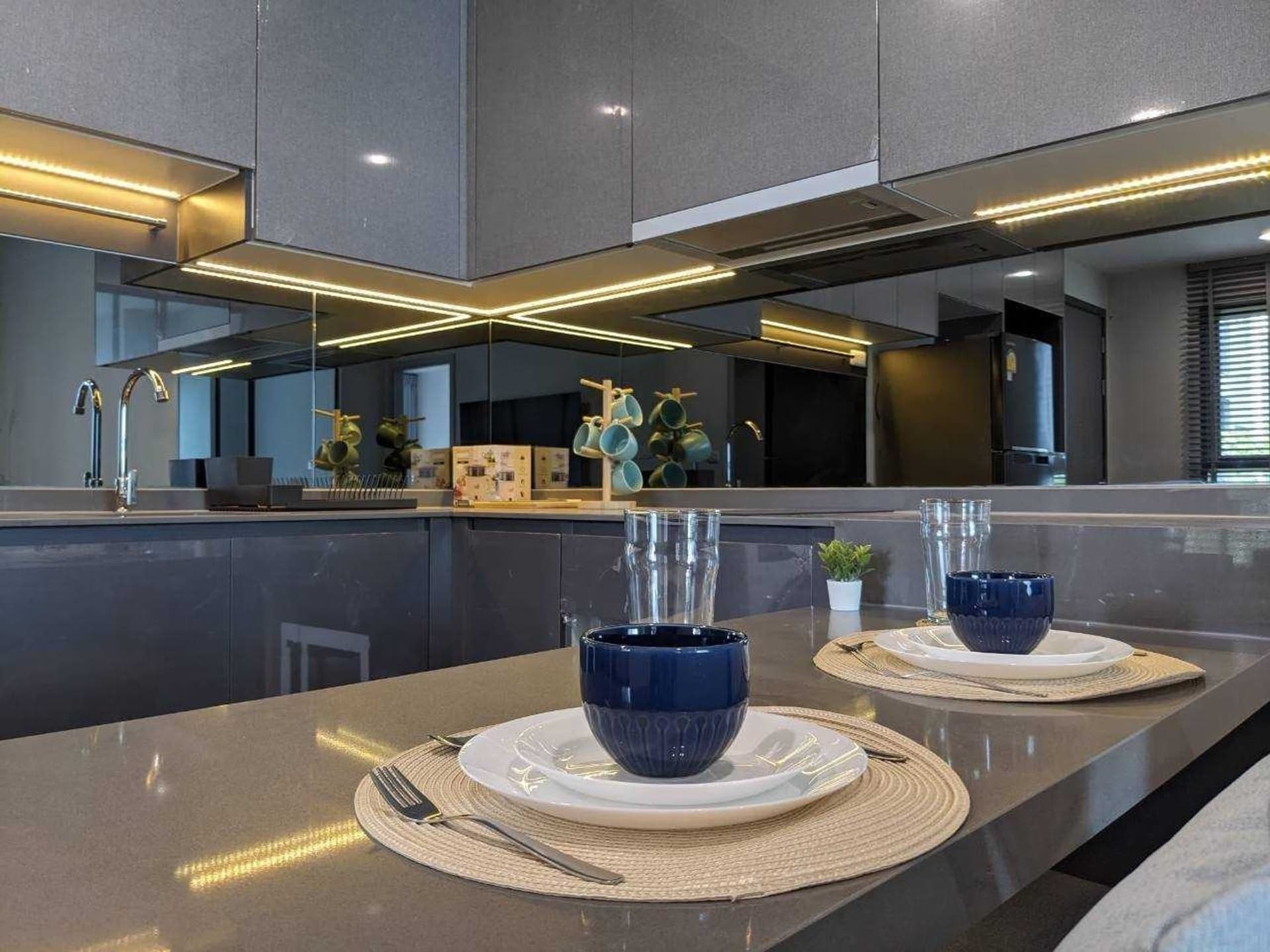 2 Bed Condo for Rent in Bang Rak - Image 18