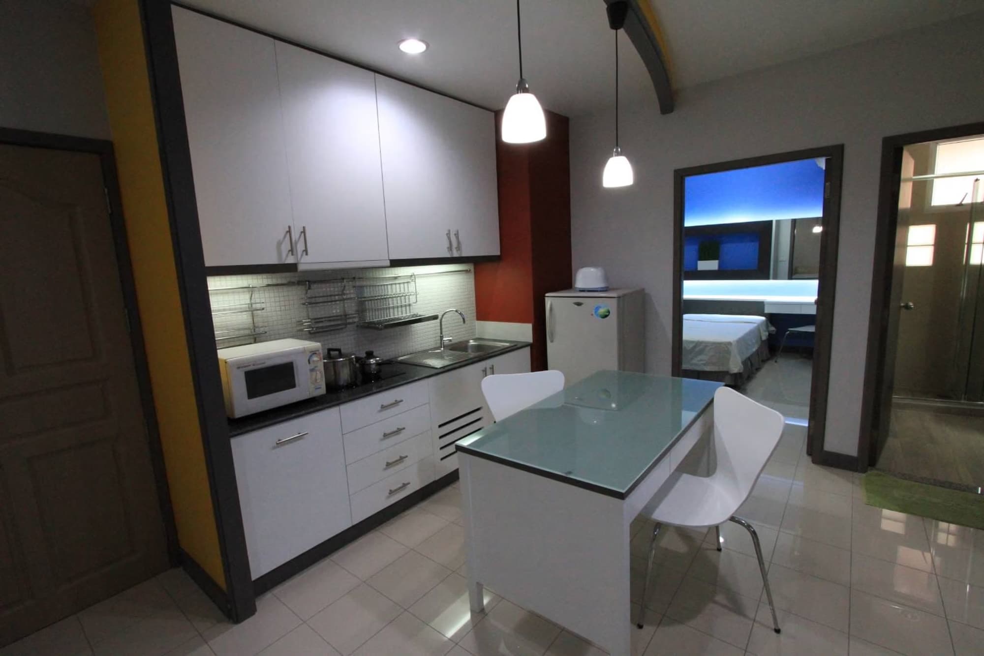 Condo for Rent at Pathum Wan Resort - Image 3
