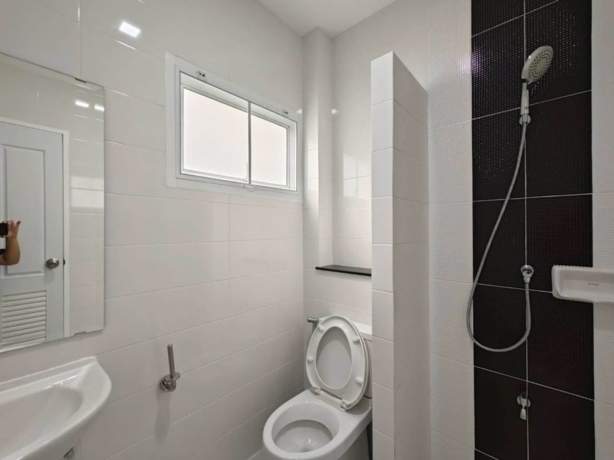 House for Rent in San Phi Suea, Mueang Chiang Mai. - Image 19