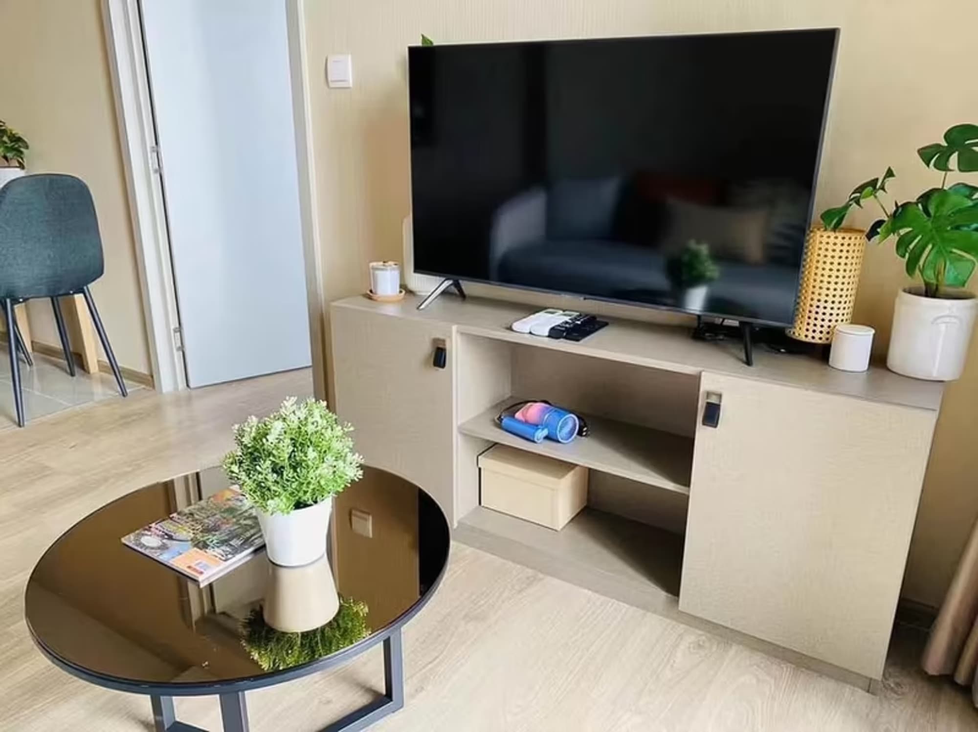 1 Bedroom Condo - Image 3