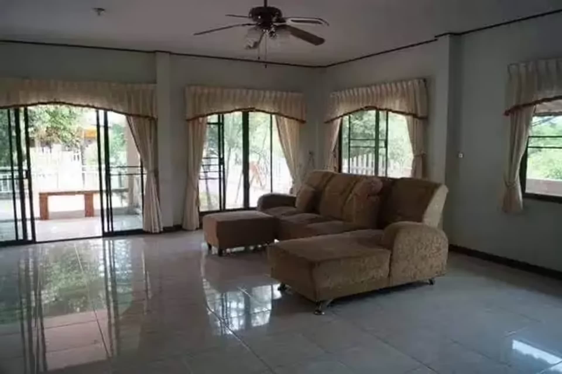 3 Bedroom House - Image 6