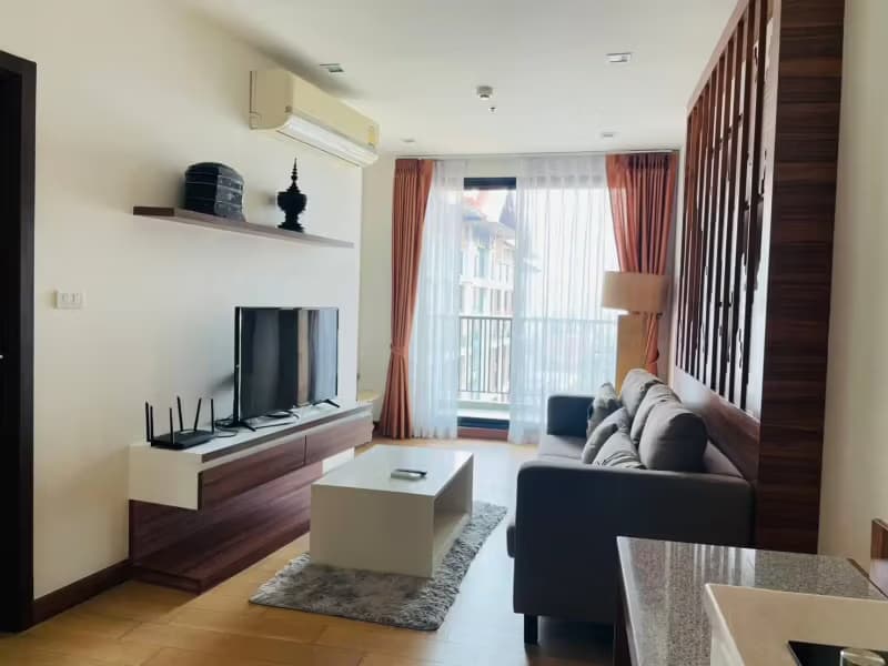 1 Bedroom Condo
