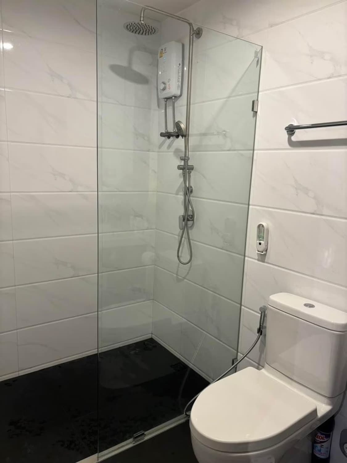 2 Bed Condo for Rent and Sale in Huai Khwang - Image 7