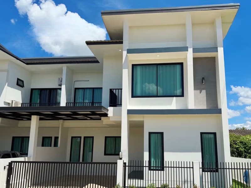 3 Bed House for Rent and Sale in Hang Dong District