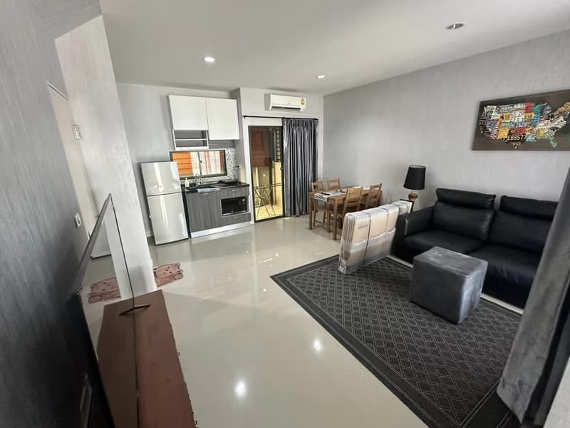 3 Bed Townhouse for Rent and Sale in Bang Phli