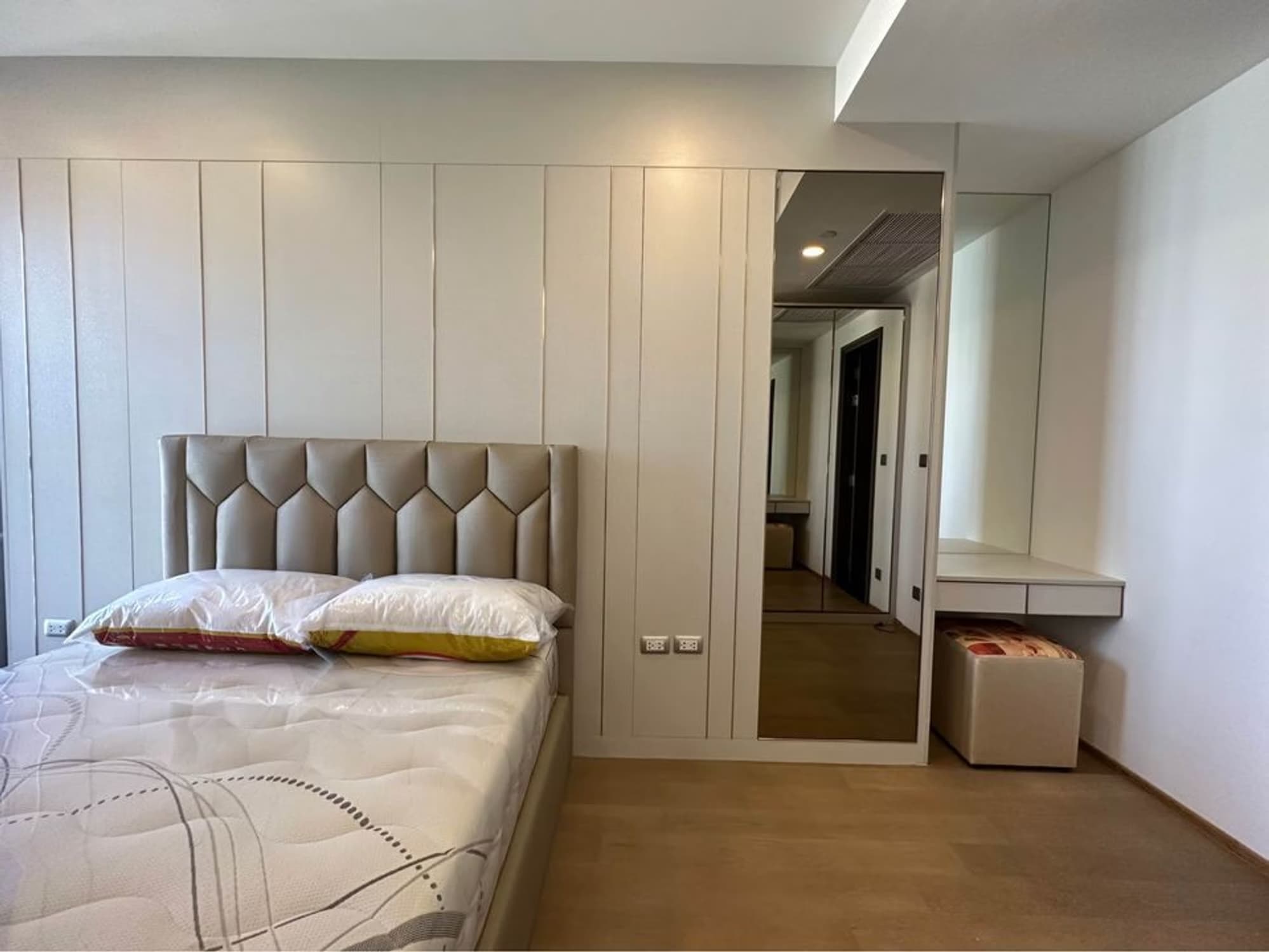 1 Bedroom Condo - Image 8