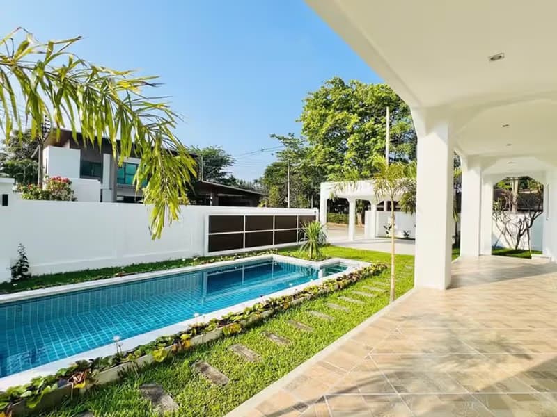 House for Sale in San Phak Wan, Hang Dong.