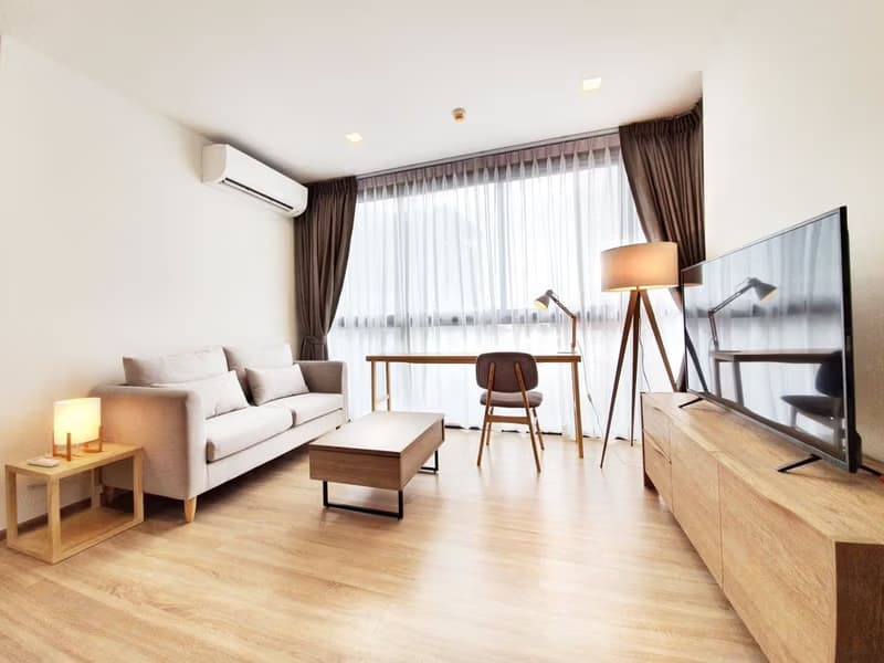 Condo for Sale at Taka Haus 