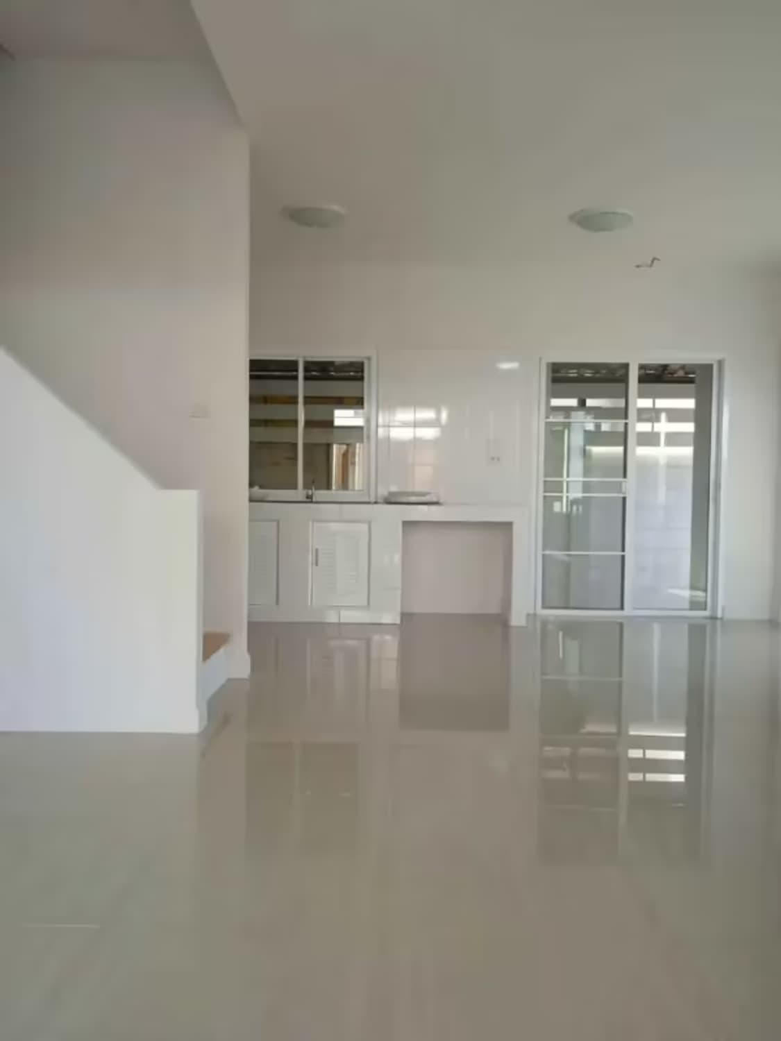 3 Bedroom House - Image 7