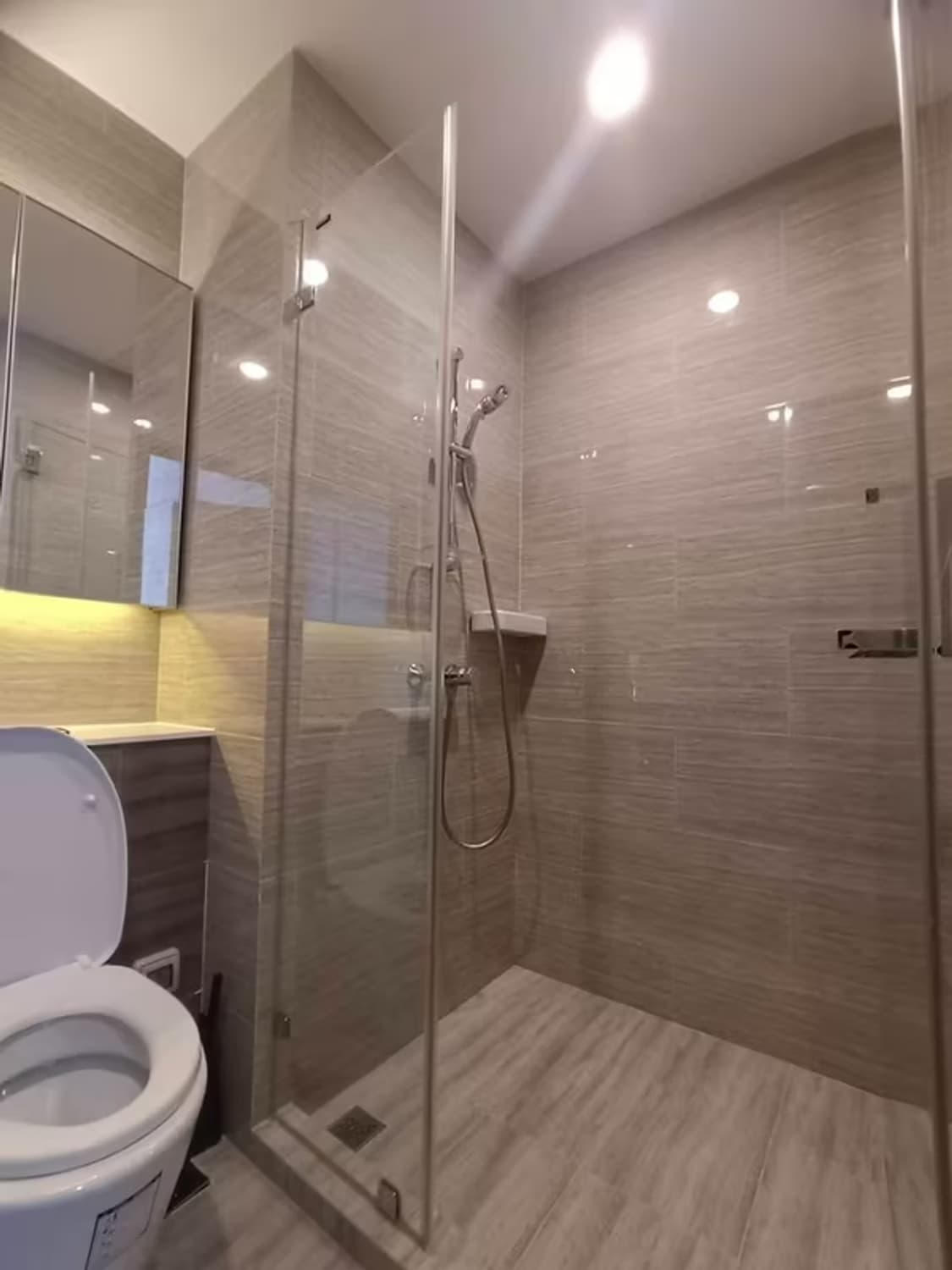  - Image 8