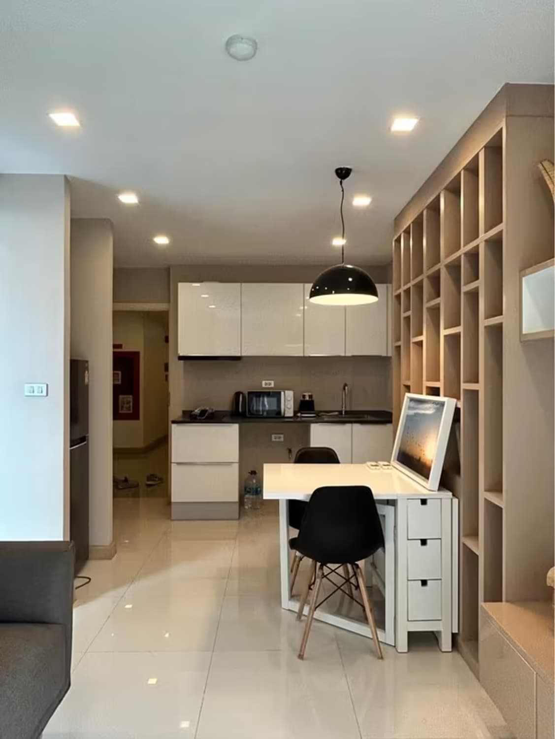 1 Bedroom Condo - Image 4