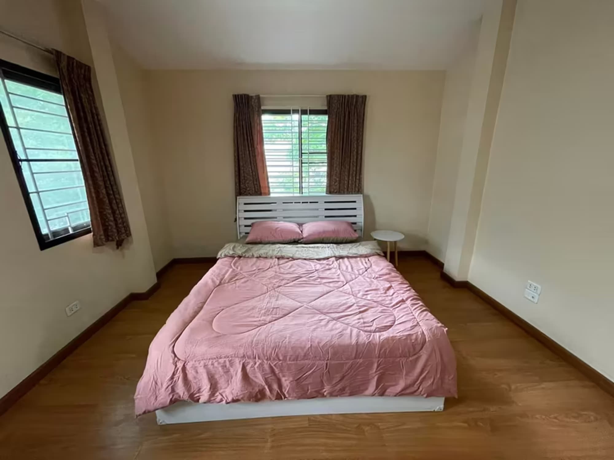 3 Bedroom House - Image 6