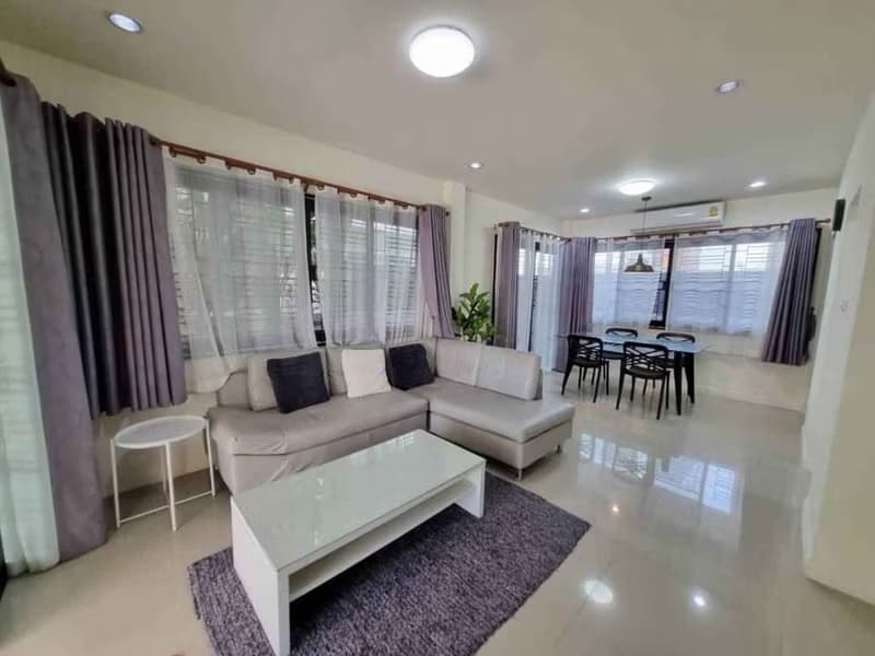 3 Bed Townhouse for Rent in Mueang Chiang Mai