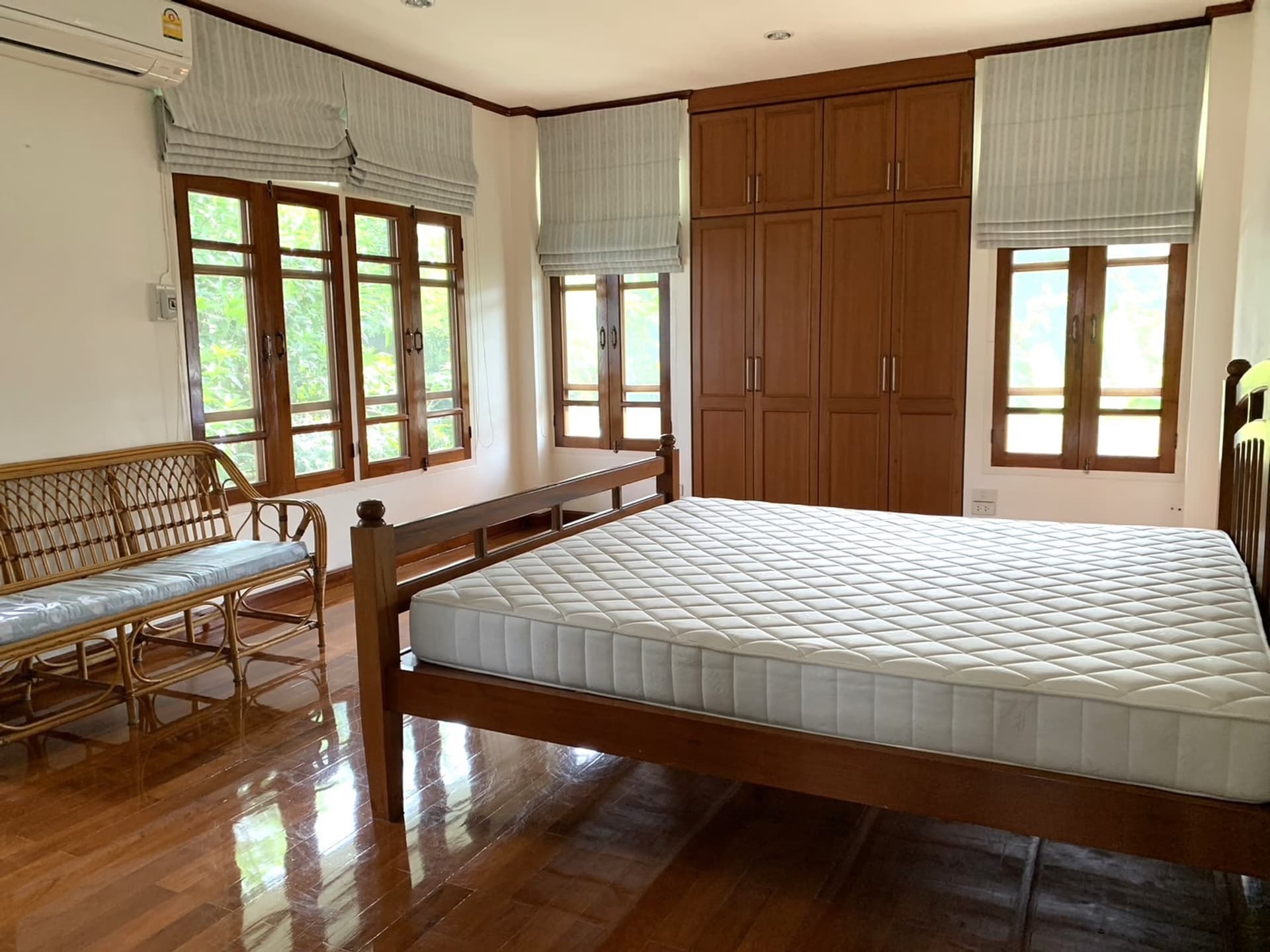 3 Bed House for Rent and Sale in Mueang Chiang Mai District - Image 11