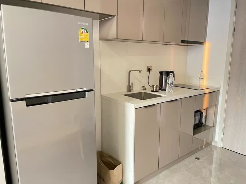 2 Bed Condo for Rent and Sale  Near Phra Ram 9 MRT