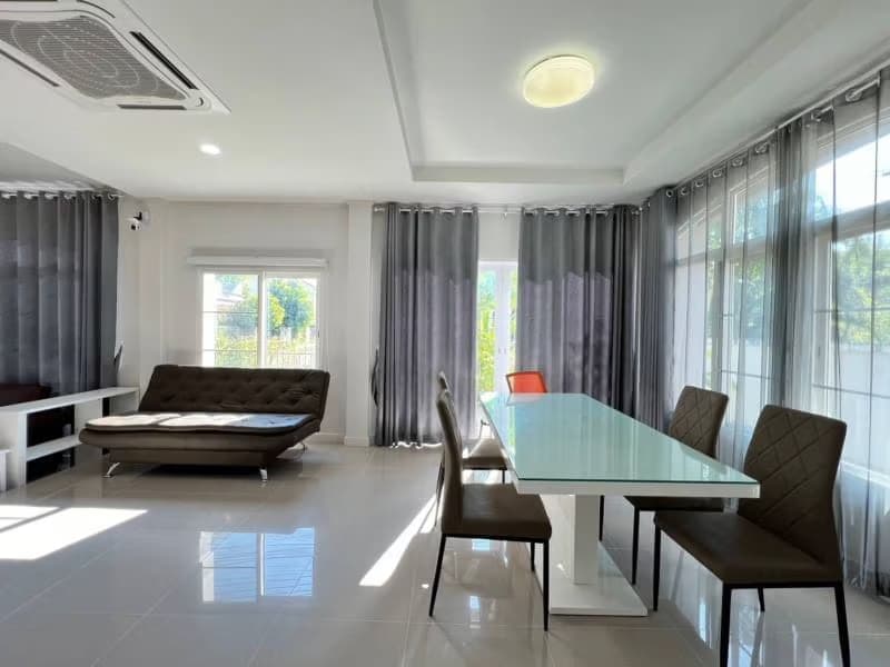 3 Bed House for Rent in San Kamphaeng